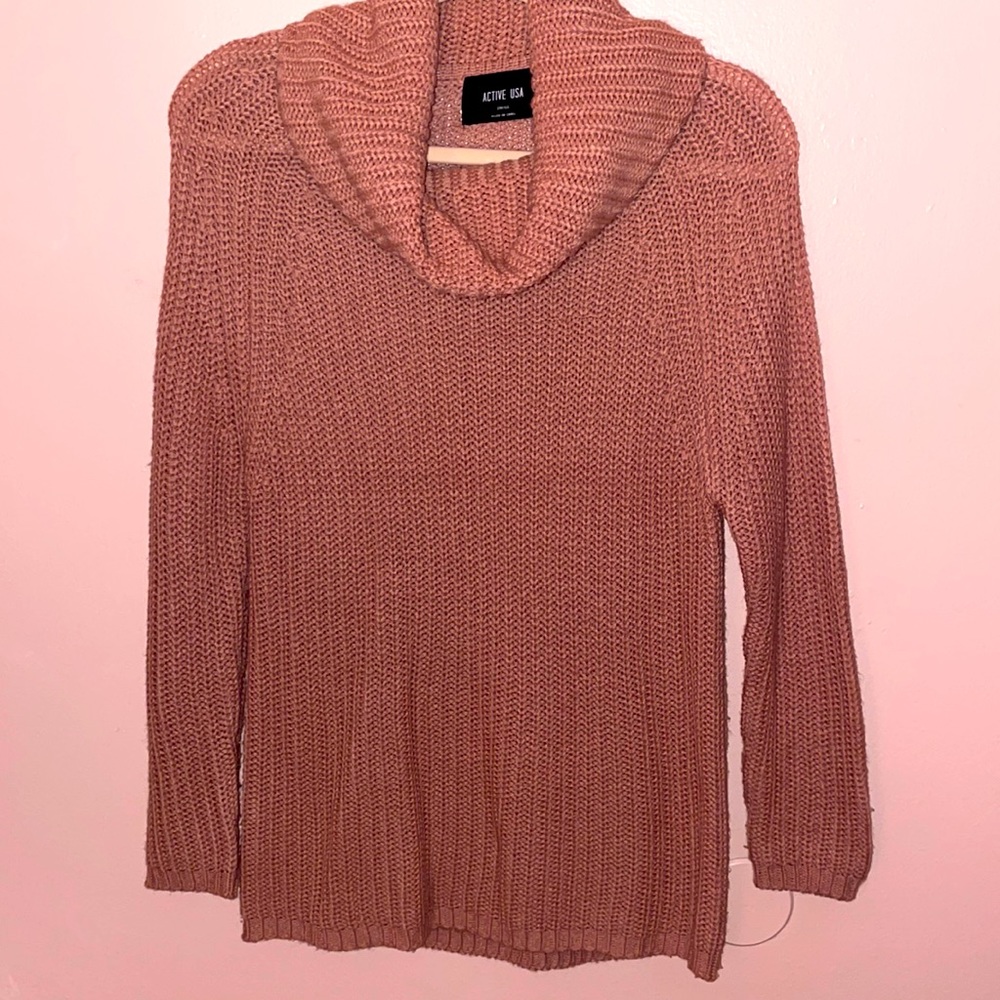 Women’s Size:Small. Pink blush turtleneck knitted sweater form Active USA